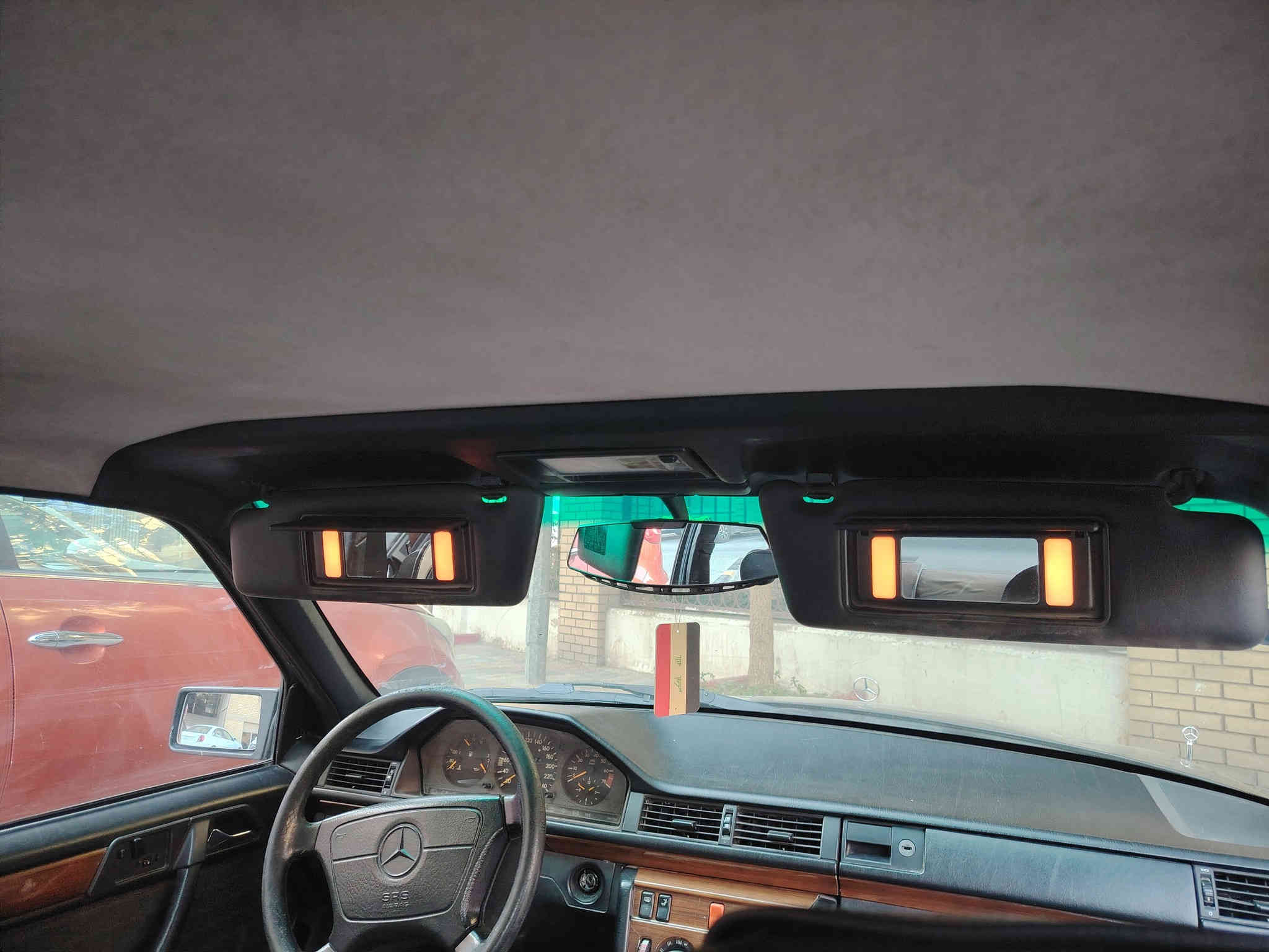 بيـــع أو مراوس
السلام عليكم ورحمة الله 
المحرك بلادي قبق أسود E300 
كير بلاد، حدادية جديدة
تبريد بي ليك + تدفئة شغال 
سنتر لوك عام نظام هواء
دبل مروحة
دبل فيت بم 
4جام كهرباء 
كشنات تحكم كهرباء
تجوات خلفية كهرباء
غرفة بلاد نضافتها 80٪
باتري جديد 
تخم اطارات جديد
تخم نوزلات جديد
تخم بلكات جديد
عنكبوت مجفت جديد
تانكي فافون جديد مال كصة خذته 200
بدون تنقيص بدون تبخير
داخلة هزة 2024
رقم بغداد انكليزي
بأسمي مشروع وطني
بيها جاملغ سكن امامي مبدل
صبغ عام شرط بدون حادث
براكيتات شواصي
 قواعد دبلات
 بدون اي ضرر الموديل 1989 E300
السعر 58 $ ***********
