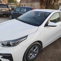 سيراتو موديل 2020 خليجي ماشية 55 كيلو رقم بغداد جديد سنوية باسمي للبيع...