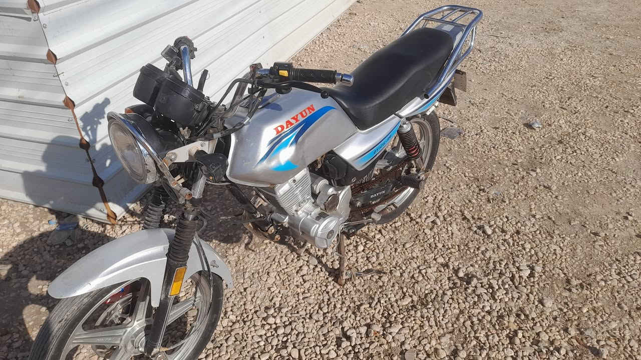 ديوانيه عظم مكفوله موديل ٢١ أوراق اصوليه كهرباءيات كله شغاله تايرات جدد مكينه ما مفتوح عل الشركه السعر ٨٠٠ وبيه مجال قليل العنوان المسيب ابو الجاسم هذا رقمي ***********
