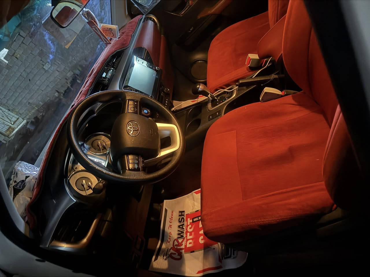 هايلوكس 24 كفاله عامه من زلغ
ماشيه 50 الف 
فول اوتماتيك دبل بصمه 
بنيد جكات 
سياره جديده  كارتون 
رقم شمالي انكليزي وكاله وتحويل حاضرين 
مكاني بغداد شعب 
سعر 292  وبيها مجال لطيبين 
***********
