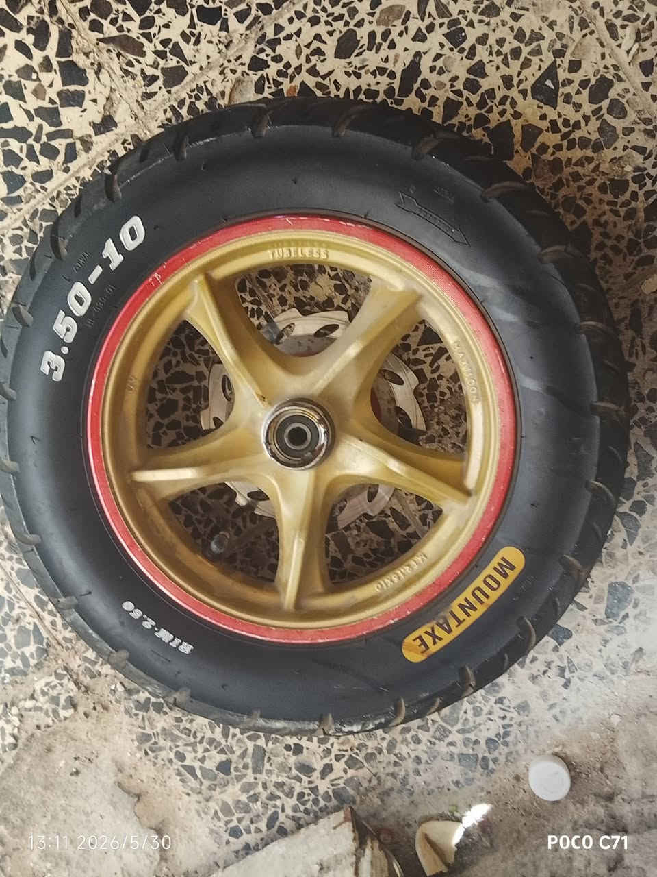 جلاتين خلفي امامي 
ويل +ويل كب


**إذا كنت صاحب هذا الإعلان وتريد حذفه لأي سبب، رجاءا أرسل رسالة إلى الدعم الفني**