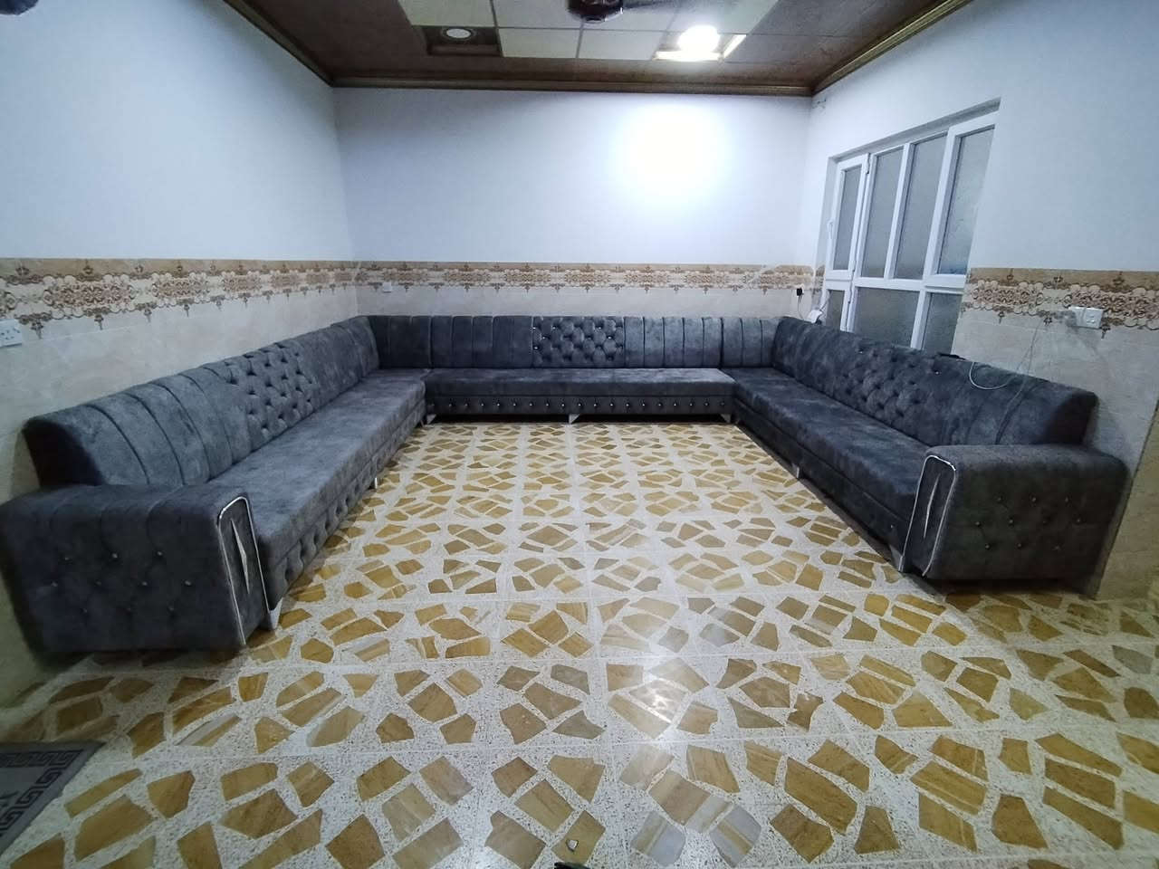 السلام عليكم 🔴
هذا جزء من عملي اشتغل دوشمه بأنسب الاسعار 🔥جديد وترميم الفصال حسب طلب الزبون سفنج اعلى ماموجود خشب عراقي ثقيل 
مكان جانب الايمن ***********+***********
