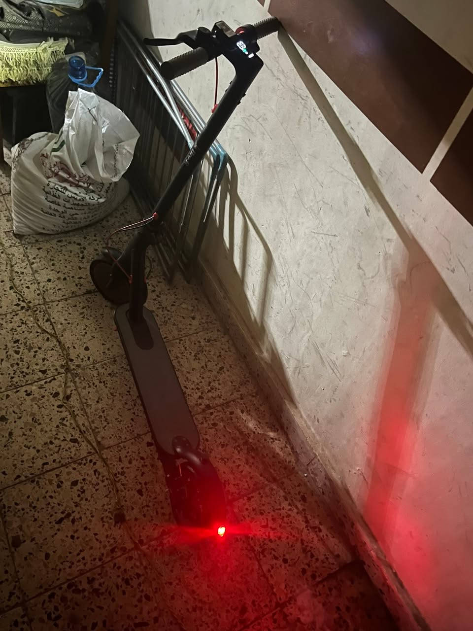 سكوتر للبيع اخو الجديد كامل وكله شغال نقص فقط استاند السعر 200 وبي مجال مكان بغداد العامريه


**إذا كنت صاحب هذا الإعلان وتريد حذفه لأي سبب، رجاءا أرسل رسالة إلى الدعم الفني**