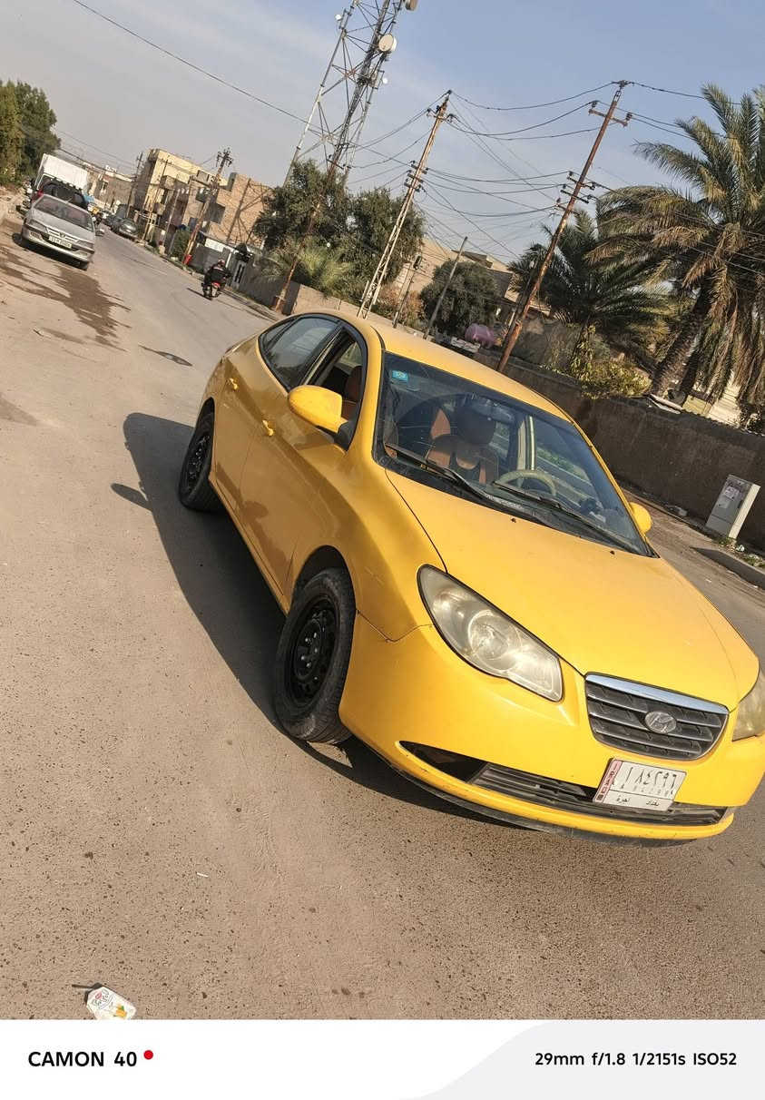 س
سلام عليكم انتره للبيع 
٢٠٠٩ خليجية مكينه ١٦٠٠ دكشن عالي
بيها ضرر قبق الجنطه شويه جاملق الخلفي ما واصله للحوض 
كير مكينه حدادية خير من الله السعر ٨٥ وبيها مجال حك الجيه 
مكاني بغداد المعامل عماري ***********
