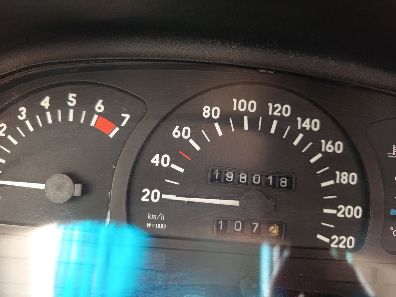 اوبل فكترا حجم 18 موديل 91 نضيف شرط تحويل فقط
السعر : 50 بيها مجال
المو شراي لا يتصل
الرقم : ***********
