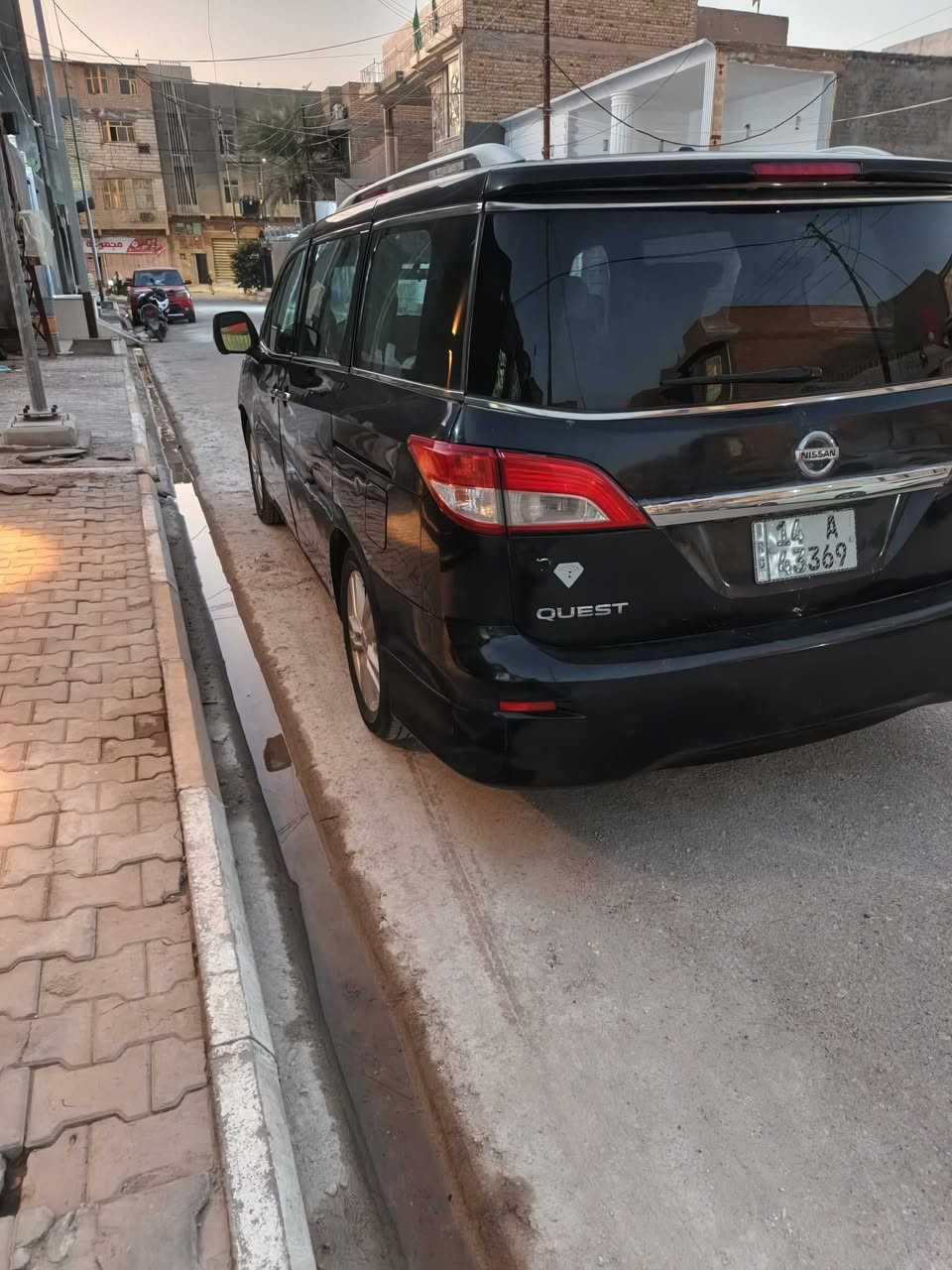 السلام عليكم نيسان كويست 2013 للبيع LE اعلى فئة فول مواصفات
شاشات عدد ثنين 
جنطة كهرباء 
بوب كهرباء 
بصمة
ماشية 80 mils 
تايرات جدد
باتري جديد
تبريد شغال
وبعد بيها هواي مواصفات معروفة 
وارد امريكي حادثها غرق 
أرقام جدي بصرة 
تحويل بأي مكان 
السيارة موجودة بالسماوة 
*********** واتساب 
سعر السيارة 110 وبي مجال
