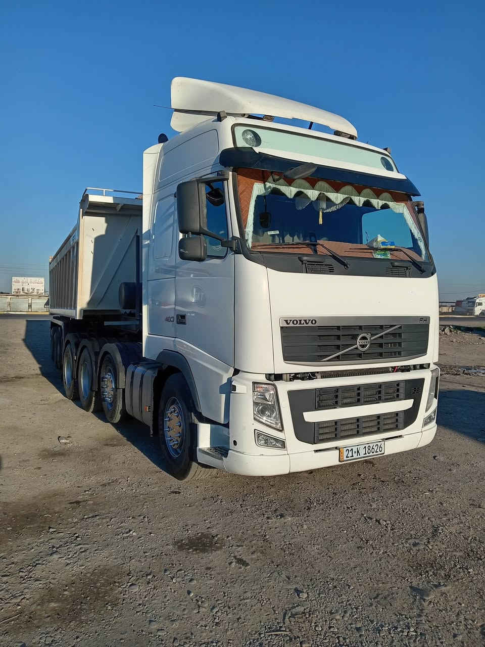 للبيع نساف موديل ٢٠١٤ مكفوله من كلشي اي استفسار اتصل على الرقم ***********
