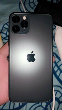 ايفوان 11برو ماكس نضافه جهاز 90٪ بطاريه 78 ذاكره 64بلادي سهر 450بي مجا...