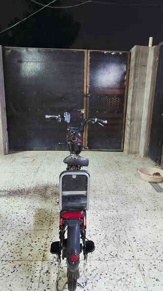 سلام عليكم دراجه شحن للبيع حجم 20 
 دراجه نص عمر والله نضيف فقط جانت متروكه 
السعر  175 التواصل عله هاذه رقم 
وبيه كسر موضح كدامكم 
*********** مكاني بغداد
