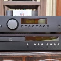 ARCAM  amp & cd امبلي فاير و سي دي  صناعة في مستوة جيد جودة صوت عاليه ...