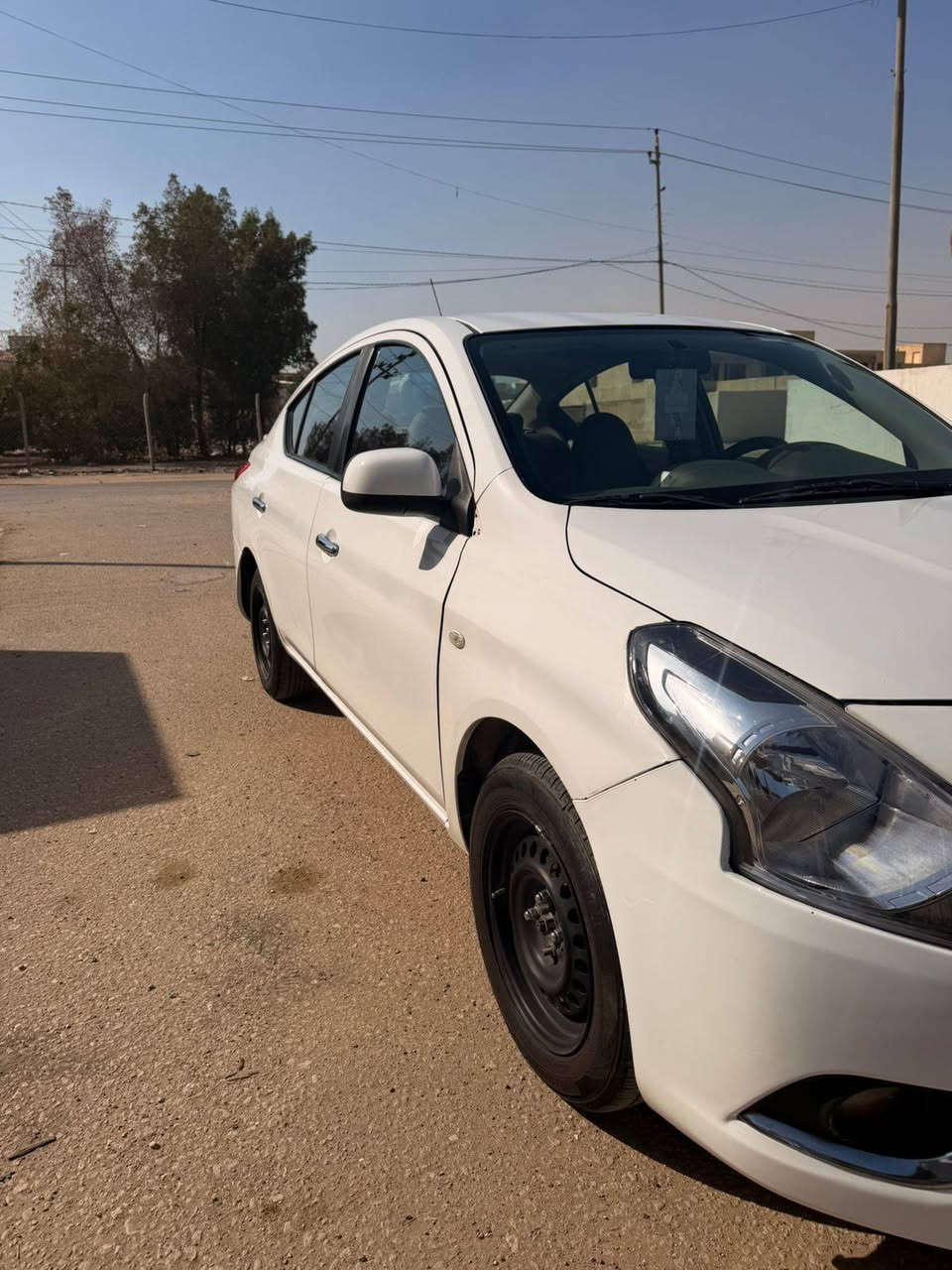 للبيع نيسان صني مديل21 بيهه باردات ونص جاملغ كدام صيغ مكينه كير كفاله حداديه  جديده صار اقل  شهر مسويهه تخم تاير  تبريد ثلج باسم شركه  ***********  السعر 88 مكان نجف فقط اتصال
