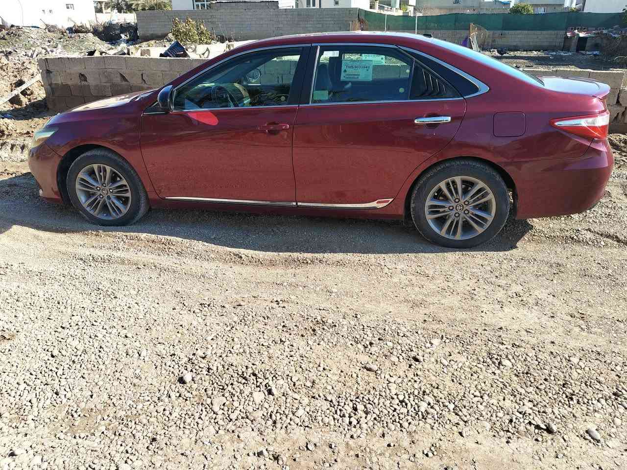 سلام عليكم كامري للبيع 2016SE موصفات معروفه ضرر قطعه واحده بونيد فقط  طالب عليه 145بيه مجال ***********
