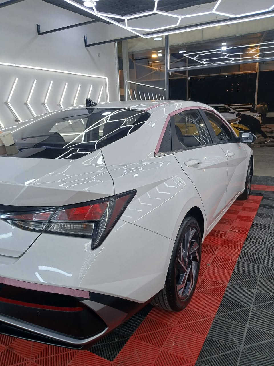 موديل 24  اربيل 
ماشيه 6300
السعر 140$
بيها بعض تكحيلات بالدعاميه الا تتقرب يمها يله تشوفها 
باسمي سنويه شرط تحويل 
سياره فول مواصفات 
حساس امامي خلفي 
كشنات جلد 
تحكم ستيرن 
كاميرا خلفيه 
اشاير بالمري 
سلايت 
تنبيه اذا باب مفتوحه 
تصعد وتنزل جام سايق بالبصمه


**إذا كنت صاحب هذا الإعلان وتريد حذفه لأي سبب، رجاءا أرسل رسالة إلى الدعم الفني**