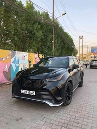 تويوتا هايلندر 2024  XSE وارد امريكي  الحادث موجود بالصور ورقم الشاصي ...