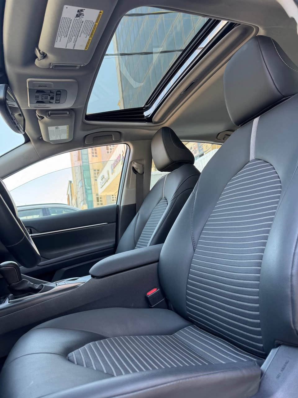 Toyota Camry SE PLUS 2024 تويوتا كامري ✔️

فول مواصفات SE PLUS بصمة و سلايت 🔝

(حادث بسيط) رقم شاصي بالصور

جملغ و شوية بوند صبغ بدون دواخل
١٥ الف ميل ماشية و كل شي بلادي شركة
جاهز بدون مصرف 💯
كير محرك كهربائيات 💯

محرك 4 سلندر 2500

سعر 🔥 205 ورقة و مجال
مكان عقرة "ئاكرئ"
واتس اب و كورك *********** اكر, نينوى
