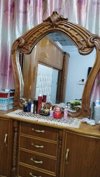 غرفه للبيع • وبيها مجال