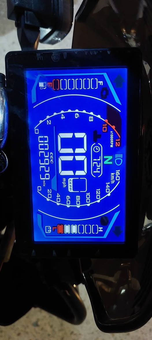 ايراني موديل 26 ماماشية هواي جديدة لوك مكينة 200 المكان بغداد الدورة للتواصل ***********
