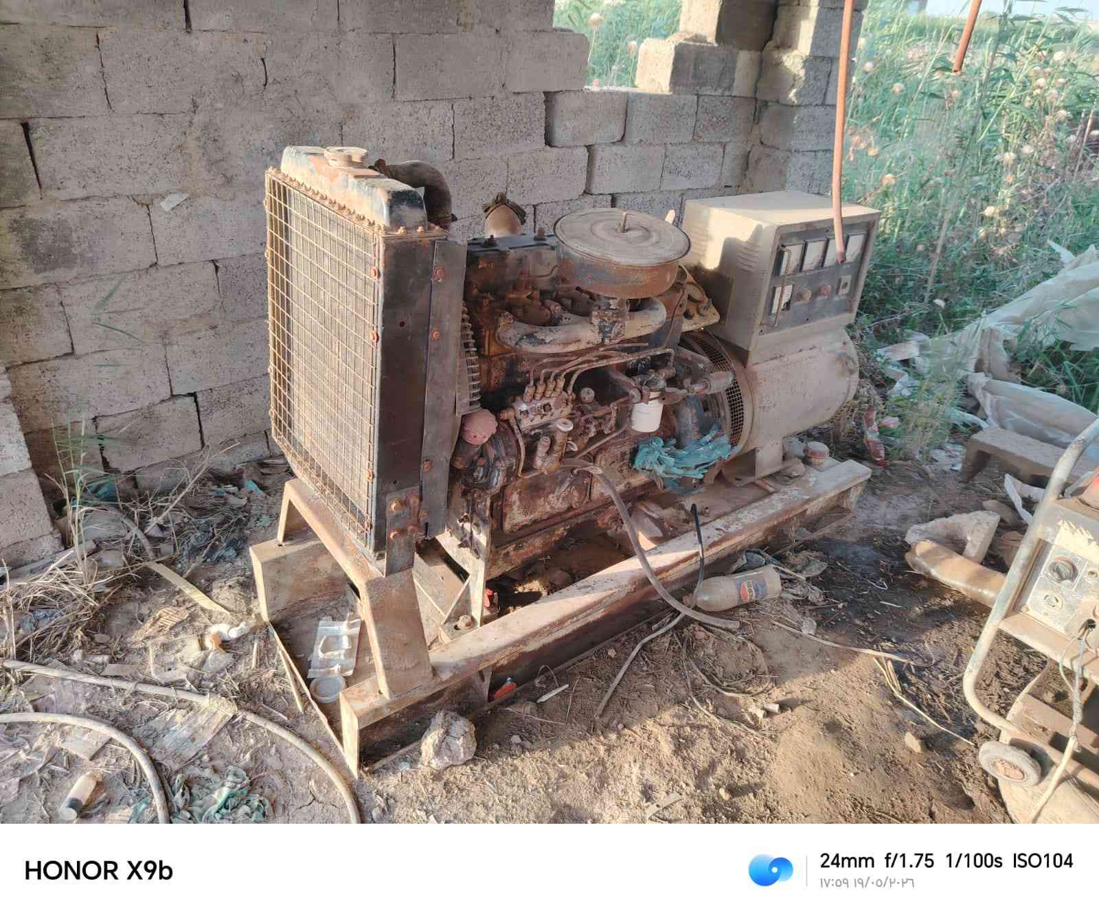 مولد للبيع بيركز صيني رأس التوليد 30 كيفي بدون لف العنوان واسط الحفرية 
استفسار مكلف بالنشر رقم صاحب المولد ***********
