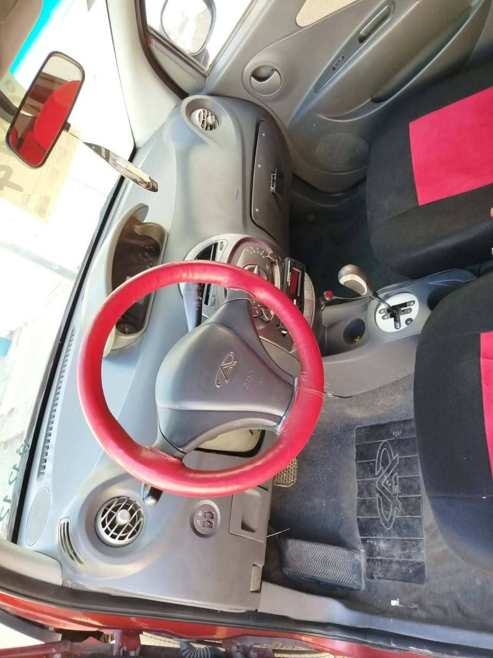 ئەم سەیارە بۆفرۆشتن بۆگۆڕینەوەبەشتی بەدڵم بیت  زۆر پاکە بی عەیبە ماڵی فەقیرە گشت گیانی  جایزە ساردووگەرمی ئیش دەکات ڕەقەم جنوبە سەوەی تازەیە تا2028مانگی 11سعری 42ژم ***********  ***********
