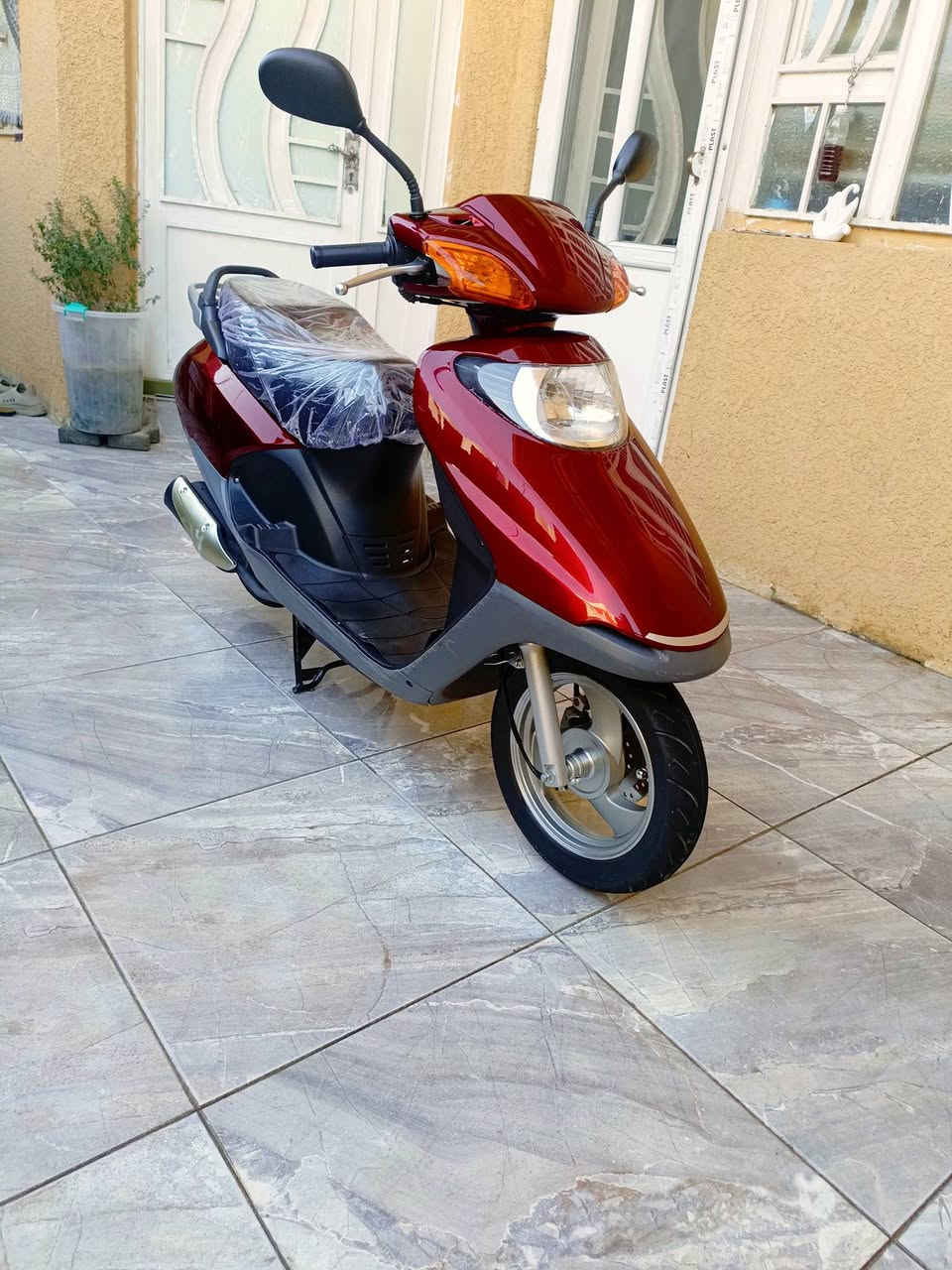 للبيع سبيسي ماليزي جديدة زيرو بعدها على سحك موديل 25مكفوله كفاله عامه بصمه تشغيل عن بعد
جهاز نذار دراجه بعدها على سحك سعر اتصل على رقم وبخدمتك *********** 
مكان كوت الفلاحيه
