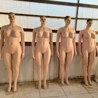 مليكانات نسائي • كركوك طريق بغداد • للبيع