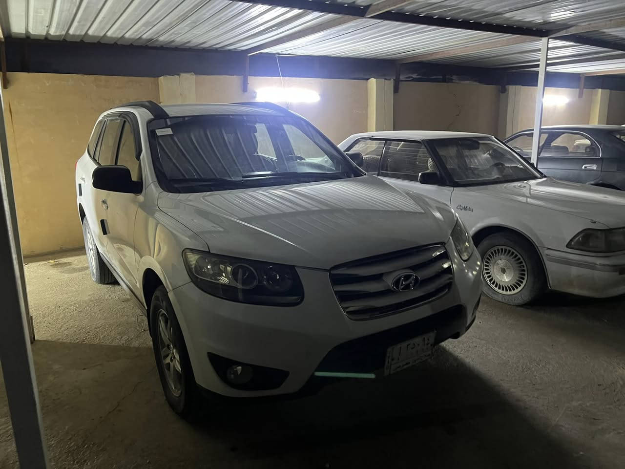 سلام عليكم 
سنتافي للبيع امريكي 
موديل 2011
كير ومحرك شرط 4
تواير وصدر جدد
السعر 140 وبيها مجال للطيبين 
الرقم ***********
