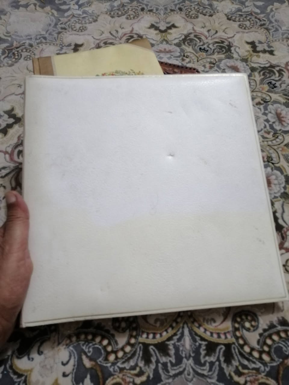 ثلاث البومات قديمه فارغه


**إذا كنت صاحب هذا الإعلان وتريد حذفه لأي سبب، رجاءا أرسل رسالة إلى الدعم الفني**