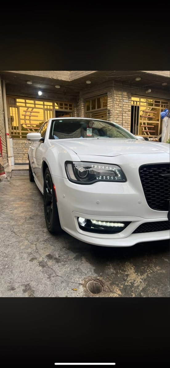 سلام عليكم

كرايسلر اوباما 2022

دخول جديد كتاب ظباط (  رقم بغداد ) 

فوول مواصفات عدا البنراما. 

حساسات خلفي امامي

رادار بلمري

كشنات جلد تدفئه تبريد 

خزن كشنات 

ستيرن كهرباء 

برده خلفيه 

تشغيل عن بعد 

بجم عريض 

شاشه كاربلاي

ويل 20  

السياره فووول

صور الحادث مرفقأ 

السعر خاص ***********

مكان  السياره بغداد الطالبيه
