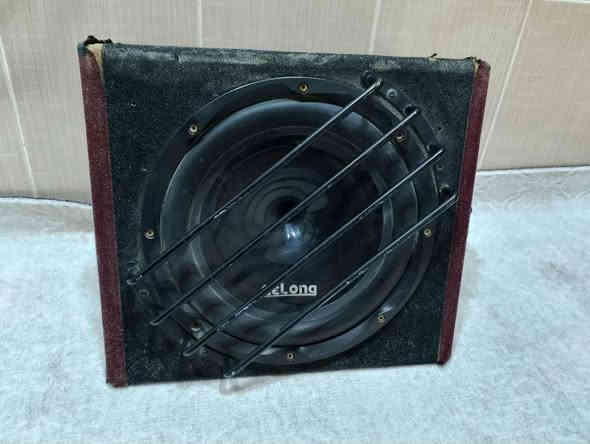 ئێمپی فایەر حەجم گەورە بۆ فرۆشتن دەنگی زۆر بەرزەو زۆر خۆشە بۆ ناو سەیارە  بەشەرتی ئیشکردنو بێکێشەیی دەنگێکی زۆرخۆشی هەیە نرخەکەشی تەنیا ٦٠ هەزارە مەجالێکی زۆر کەم ژ.م *********** یان ***********
