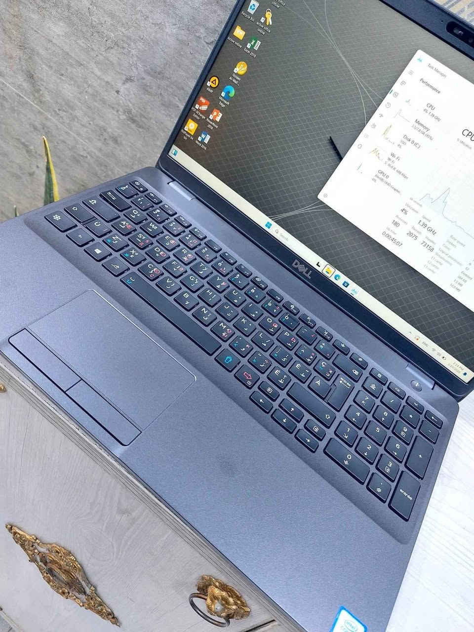 لابتوب معالج قوي H وحديث جيل تاسع 
DELL 5501  Ci7  نظافة عاليه جدا
   
.النظافة شرط اخو الجديد تفحص وين متريد
. 
 السعر  380  الف 
……………………
 المعالج   Core i7-9  جيل تاسع 
ذاكرة الوصول العشوائي (الرام) 8GB
نوع المعالج H  
 التخزين( الهارد) SSD 256GB 
مقاس شاشة 15.6 انج دقة عالية 
 منفذ HDMI & TYPE C 
شاحنة Type c 
 كيبورد  عربي انكليزي
الرام والهارد قابل للتطوير 
………………………………… بغداد, العراق


**إذا كنت صاحب هذا الإعلان وتريد حذفه لأي سبب، رجاءا أرسل رسالة إلى الدعم الفني**