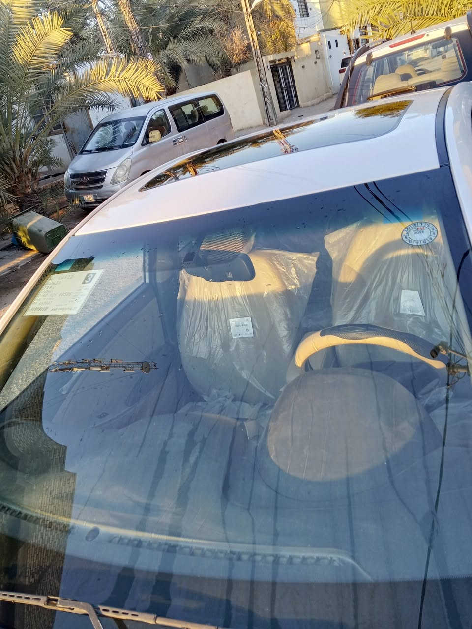 السلام عليكم للبيع هونداي اكسنت 2014 فول مواصفات ومكفولة ماعدا دوسة وحدة مصبوغة والدعاميات أيضاً مصبوغات السيارة جاهزة من كلشي كير ومحرك1600 وتبريد و4 دسك وABS للاستفسار الاتصال على الرقم *********** السعر 110 ومجال كلش قليل
