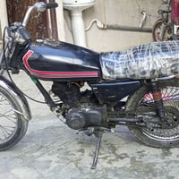 دراجه للبيع نامه  2017 تعميره كلها جديد شاد شاصي رفيع محرك شرط لا صرف ...