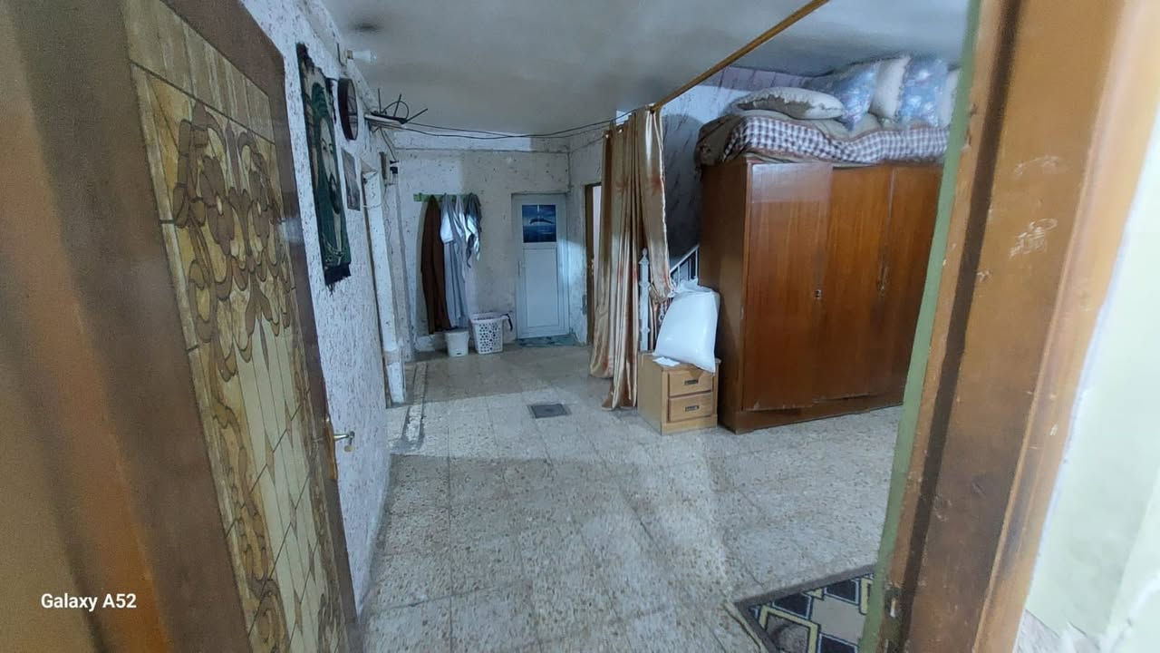 🏠 دار لبيع النجف الأشرف حي الميلاد فار مساحة 200 متر السعر 140 وبي مجال تواصل ***********
