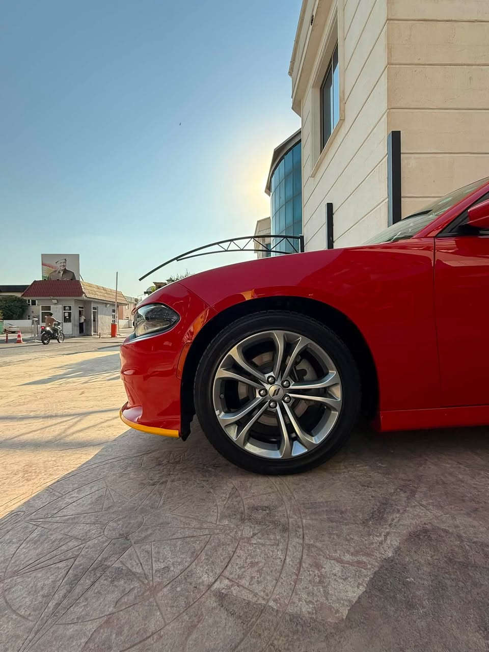 السلام عليكم
دوج جارجر GT Plus 2022( خـليـجـي )

فول 1/1 عدا الرادار

(خليجي)  وكاله هارلم ✅

كفاله عامه من كلشي ✅

سونارها وياها وين ميعجبك افحص

العداد :24الف مايل

المحرك : V6.  3.6L

رقم اربيل الجديد سنويه جديده هزه جديده

المواصفات :

نقطة عمياء

داخل احمر جلد

مصابيح أمامية زنون

كشافات الضباب زنون

المصابيح الأمامية مع LED

حساسات خلفية

حساسات اماميه

شاشه كبيرة مع نظام ملاحة نفكيشن GPS

سستم صوت الپاين

فتحة سقف (سلايد)

المقاعد الأمامية كهربائية

ذاكرة لحفظ وضعيات الجلوس (ميموري)

مقاعد أمامية تبريد وتدفئة

مقاعد خلفية تدفئة

تشغيل عن بعد

المقود كهربائي

تدفئة مقود القيادة

محدد سرعة

تلفون بلوتوث

كاميرا خلفية

مرايا متحسسة للاضاءة العالية

كير شفتر بالستيرن

دخول ذكي (بصمة)

موصافات ال Gt plus معروفه فول عدا رادار

رقمي.*********** واتس

تحويل وكاله ✅

السعر 337 بي مجال

مكاني اربيل
