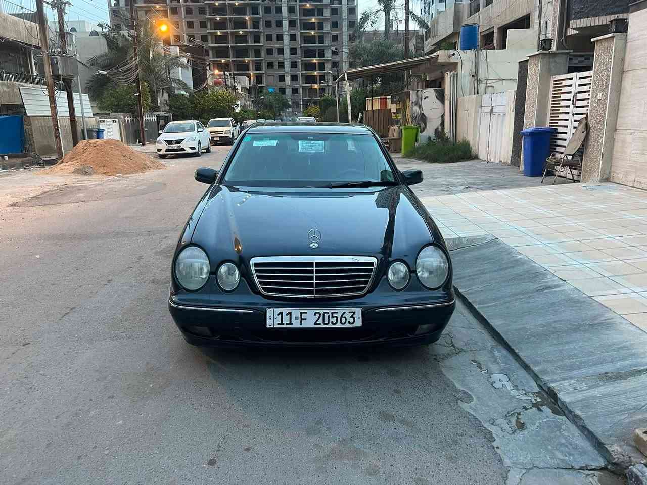 مارسذس ام عيون ٢٠٠١ مسجله ٢٠٠٠ فول افنكارد رقم نكليزي بسمي سياره جاهزه عله الاخيرويل ١٧ مكينه ٣٢٠ بيها قطعتين صبغ فقط السعر ١٢٨$ مكانها حي تونس ***********
