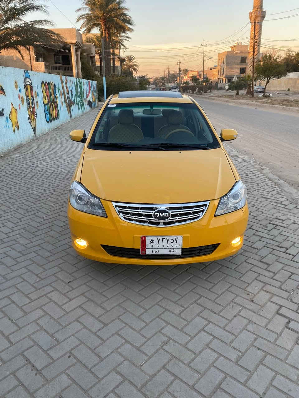 سلام عليكم بي واي دي g3 موديل 2013 كير عادي المرغوب بيها ثلاث قطع صبغ صدر امامي خلفي جديد تبريد ثلج ❄️ كير ومحرك خير من الله داخل فول نضيف رقم بغداد سعر 50 وبيها مجال العنوان بغداد البلديات ***********
