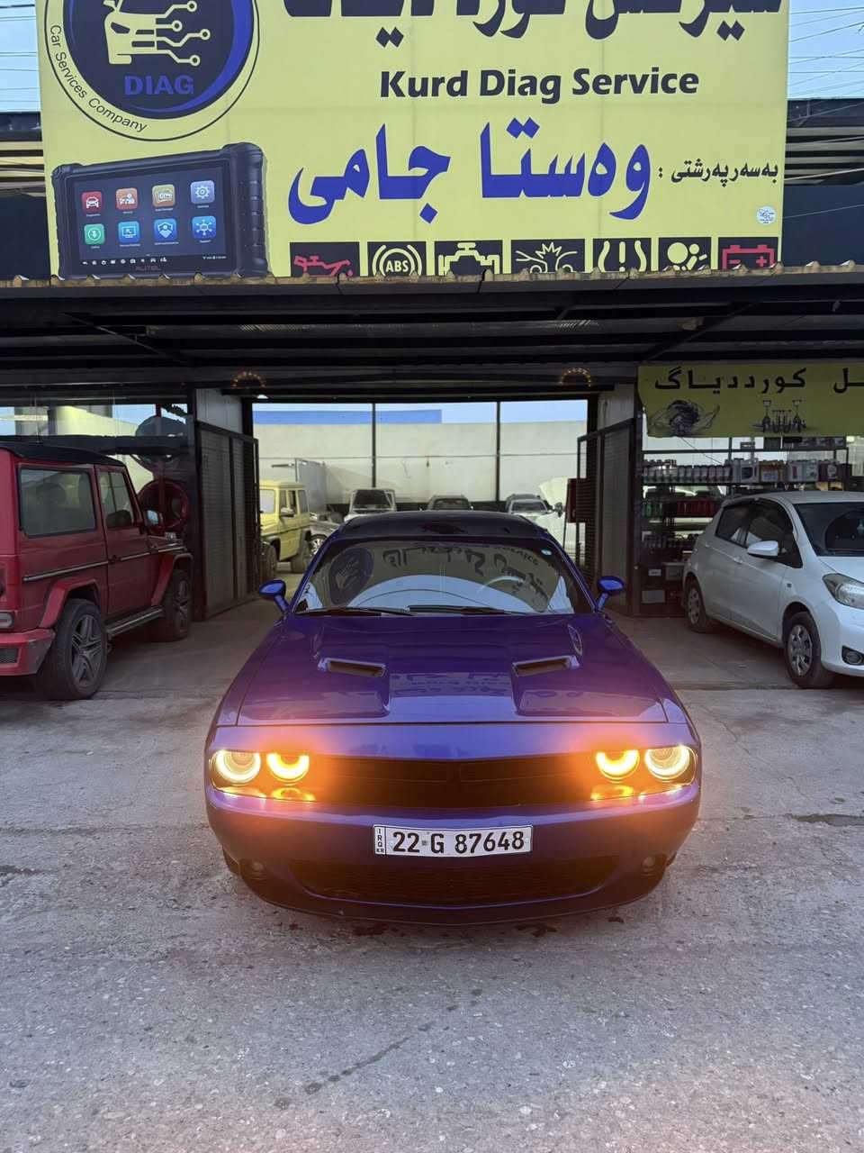 جالنجر  sxt 🚀2021
لون مميز 💙
السياره اخت الكلين كلش نضيفه وجديده 
السياره بس قماره صبغ وجاملغ الباقي مكفول حته الدعاميات بله صبغ 
السياره عل وضع الشركه برغي ممفتوح كير و محرك وحداديه بشرط حجر كزوز بشرط 👌🏻
والسياره احله من الصور 
السياره جاهزه من كلشي الف ماتصرف عليها 
السياره بسمي تحويل بنفس اليوم  رقم وسنويه كله جديد 
ماشيه 50 الف سعر ١٥٨ ورقه سياره بيه غرامه ٨ ورقه نزل من سعر  رقم تليفون 📞 *********** مكان سياره أربيل
