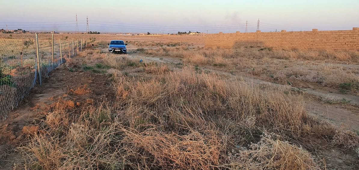 قطعة أرض للبيع بمكان مميز وهادئ وبمساحة ٣١٠٠ متر 
مسيجه بالكامل 

الموقع:      خلف تقاطع بعاجه شكراً

للإستفسار :  ***********
                   ***********
