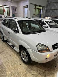 هوندا توكسون موديل 2009 بس سندوك سبخ بدون دواخل بديون ضربا كير محرك تب...