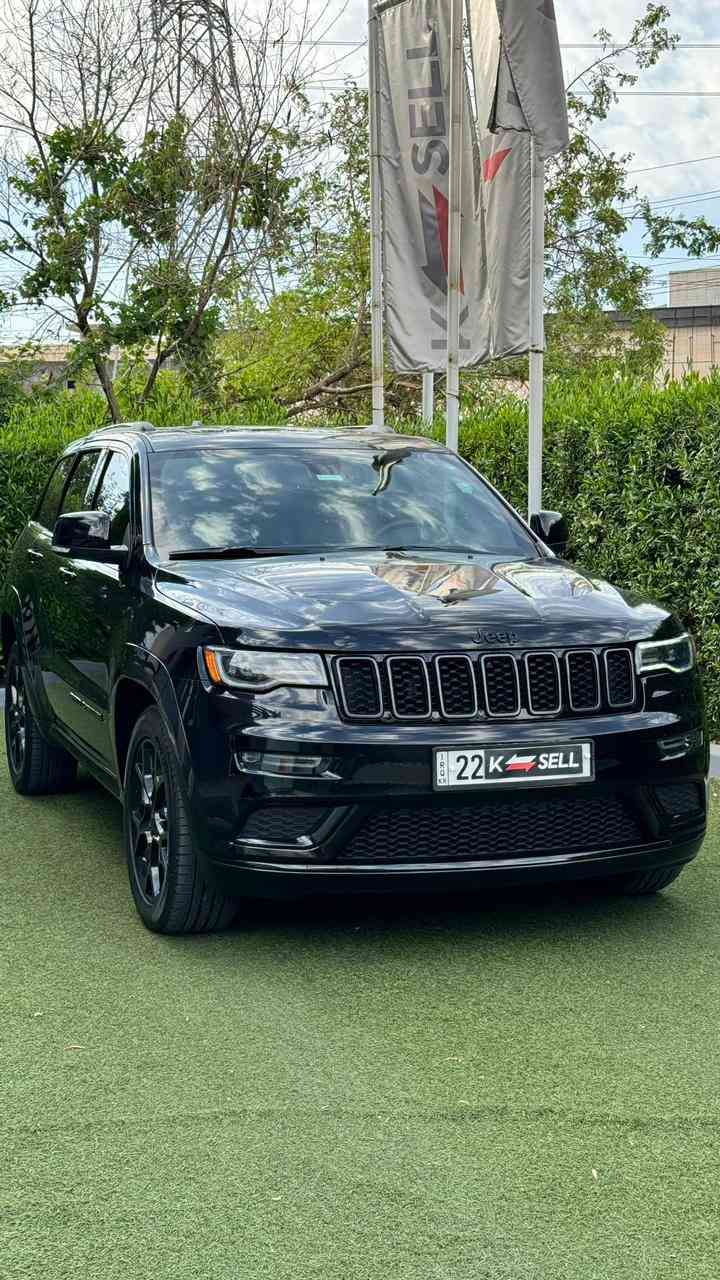 Jeep grand cherokee (Limited X) 2021
V8 5700 Hemi

سيارة كلين تايتل 
اعلى مواصفات في الجيب
كشنات تدفئة
نظام دفع رباعي 
حساسات خلفية 
پانوراما 
ماوس (انظمة القيادة)
كامرا 
صندوق كهربائي

كل سيرفس السايرة صايرة بالشركة هارلم 
مكفولة كفالة عامة 
كير محرك بشرط 

جامات مضلل وبي موافقة من المرور 
مكان السيارة (كركوك)

للتواصل 
***********
.
.
#Hemi
