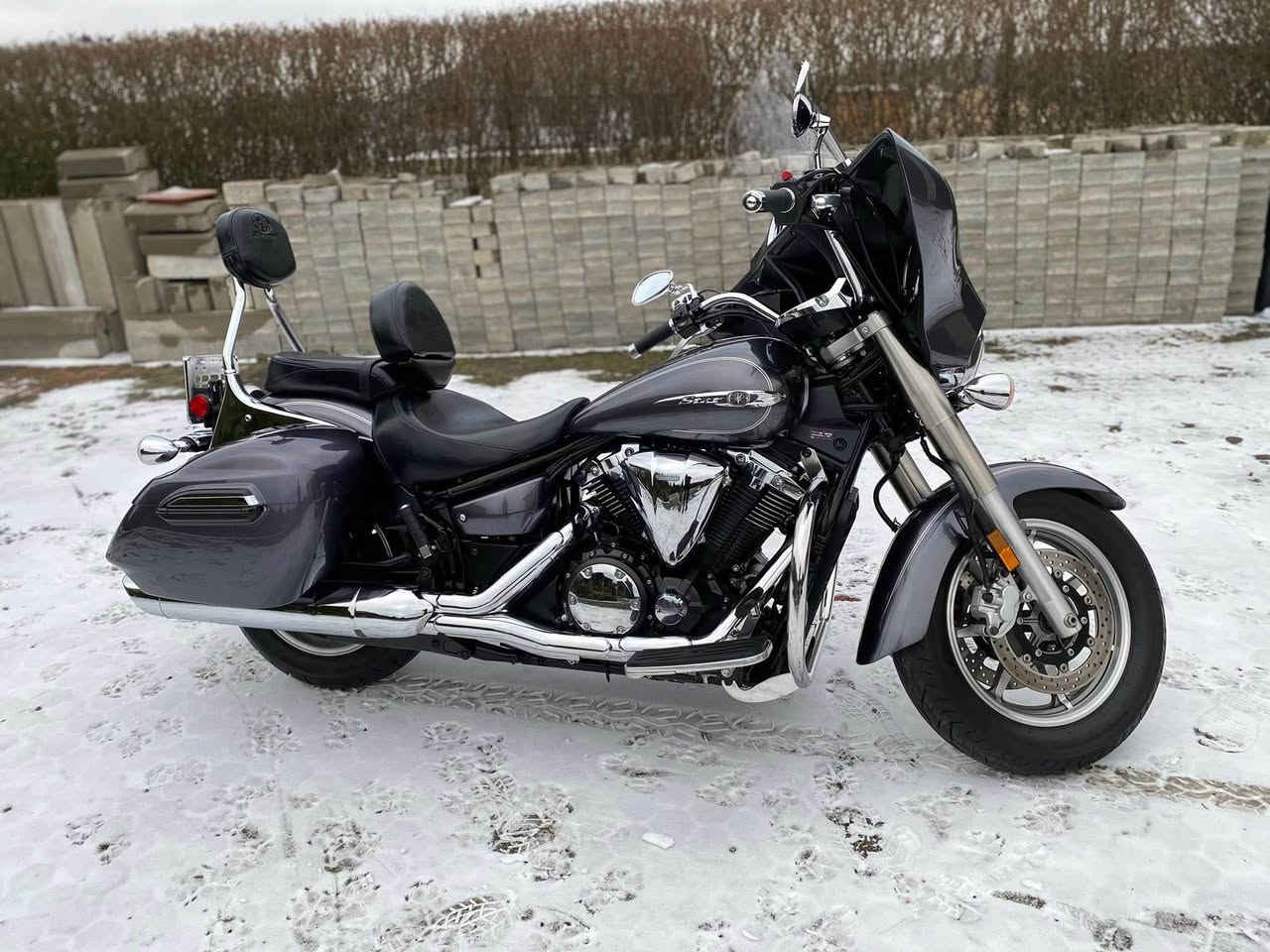 Yamaha V-star1300.2014 deluxe 
الدراجه بدون رقم / جديده جديده اي نقص مابيه على ايد وحده واستعمال جدآ قليل 
بيه سستم سماعات كلش حلو /
محرك 1300cc/ موديل 2014 
تجي اعلى فأه deluxe 
بجم وجنط وسماعات وشاشه من الشركه بلادي / ناقل الحركه قايش   السعر 58 أربيل, العراق


**إذا كنت صاحب هذا الإعلان وتريد حذفه لأي سبب، رجاءا أرسل رسالة إلى الدعم الفني**