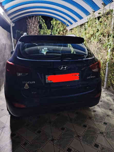 سلام عليكم للبيع توسان موديل 2011
امريكيه حادثه الجاملغ الامامي جهت السايق مبدل فقط السيارة مكفوله احلى من صوره رقمها بغداد الجديد بسمي دوشمه جديده مال توسان شاشه السياره مال بيت تجي وشوف بعينك السعر 130 وبيها مجال الاستفسار اكثر الاتصال ***********
