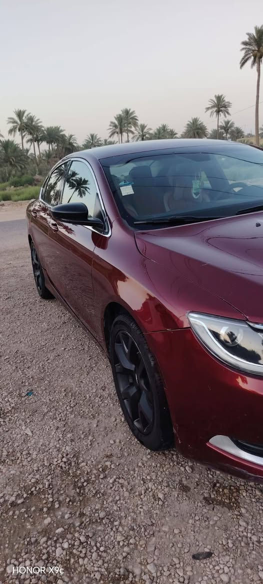 🚗 كرايسلر C200 موديل 2016 للبيع 🚗
المحرك: 4 سلندر، سعة 2400 

 ناقل الحركة (الكير): أوتوماتيك 9 نمر

🌟 المواصفات والكماليات:    حادثها.  بنيد وجاملغ وبيها دحجه بسيطه بلجاملغ الوره  

 نظام دخول ذكي (تشغيل وبصمة أبواب)

 شاشة وسطية واضحة مع نظام بلوتوث

 تحكم ستيرن كامل وجهين

شمالي باسمي 

 مثبت سرعة (Cruise Control)

 تبريد ثلج ما شاء الله 

 السيارة بحالة ممتازة ونظيفة جداً وجاهزة من كل النواحي (كير ومحرك جديد صاله شهر مشدود 

مكان السيارة: بابل القاسم  السعر   92         وبيه مجال     استفسار.    ***********
