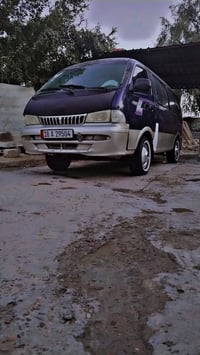 كيا بريجو٩٨ مثل ما موضح بصوره للبيع علا حطتها بيها شخبوط بل صفحه طويله...