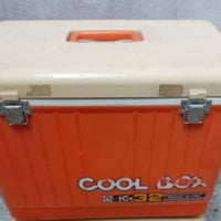 للبيع كول بوكس مكان بغداد الاتصال 07856787701