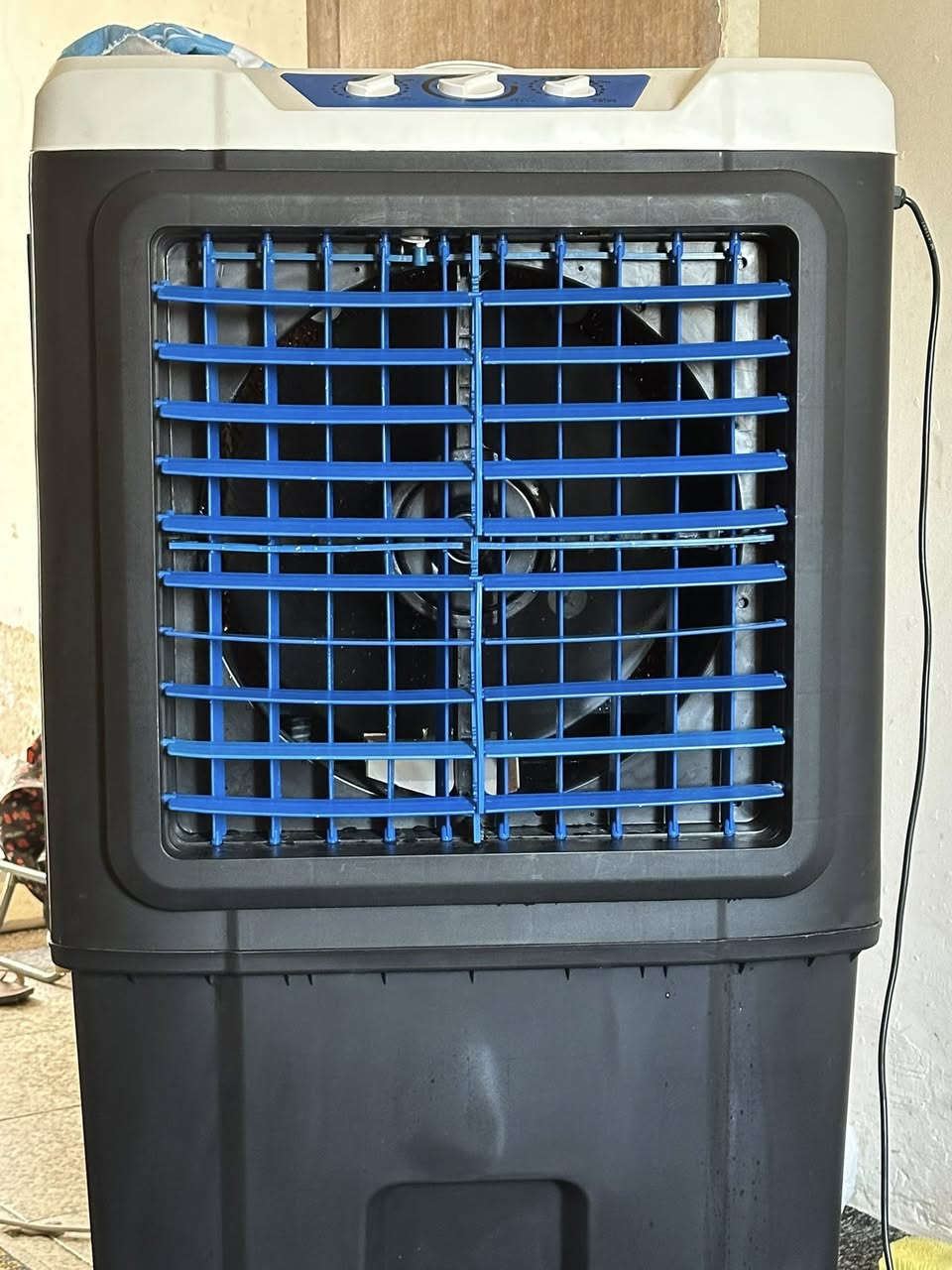 مبرده استخدمتهه بس يومين شرط الفحص للبيع


**إذا كنت صاحب هذا الإعلان وتريد حذفه لأي سبب، رجاءا أرسل رسالة إلى الدعم الفني**