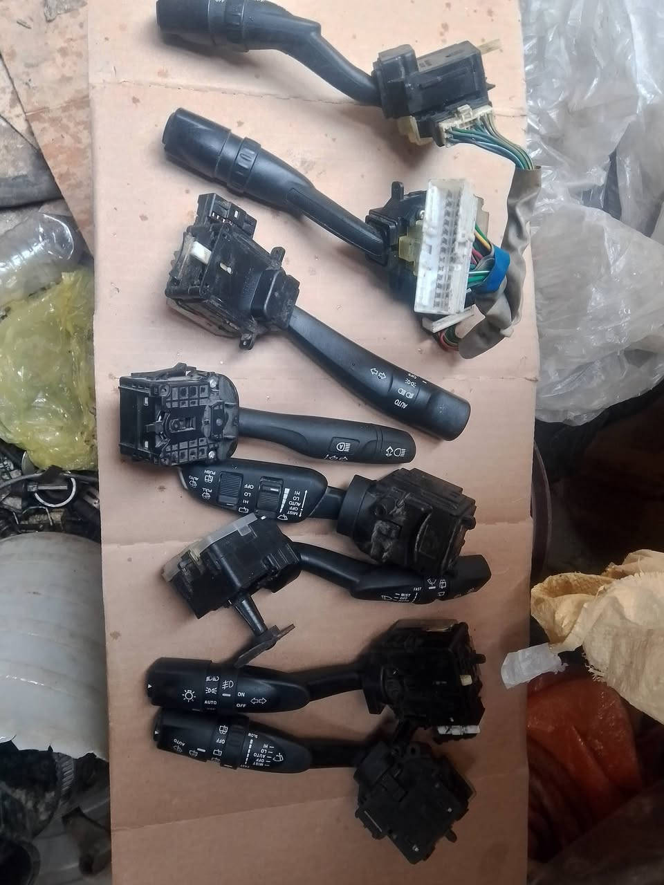 متوفر يدات لايت وماسحة سانك يونك 
العنوان كربلاء يتوفر توصيل لجميع المحافظات


**إذا كنت صاحب هذا الإعلان وتريد حذفه لأي سبب، رجاءا أرسل رسالة إلى الدعم الفني**