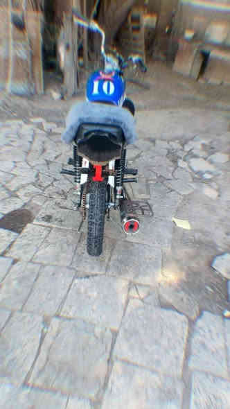 السلام عليكم دراجة شاصي 20 نامه وتعمير 25  اصلي مكفولة  دراجة خير من الله شلعه معدل 4تبديل دهن تعمير جديد السعر 800 وبيهة مجال مكان كوت عزه الرقم ***********
