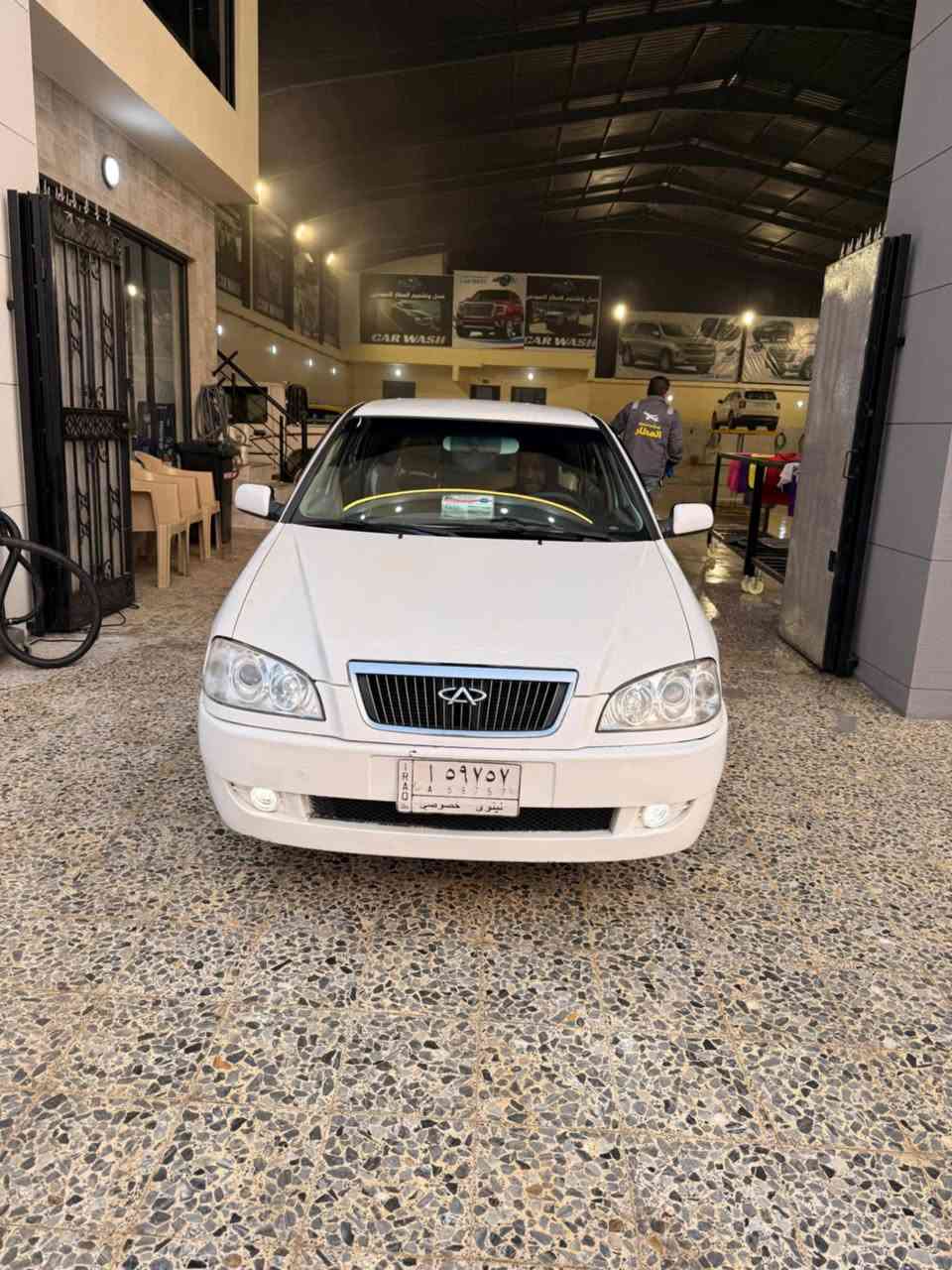 سلام عليكم للبيع شيري كوين 2013 بدون صبغ ربع جاملغ الامامي الباقي كلو شرط بعد الفحص فحم شرط تحويل سعر 45 وبيها مجال شي قليل مكاني موصل جانب الايسر حي عدن مكلف بل نشر رقم صاحب السياره ***********
