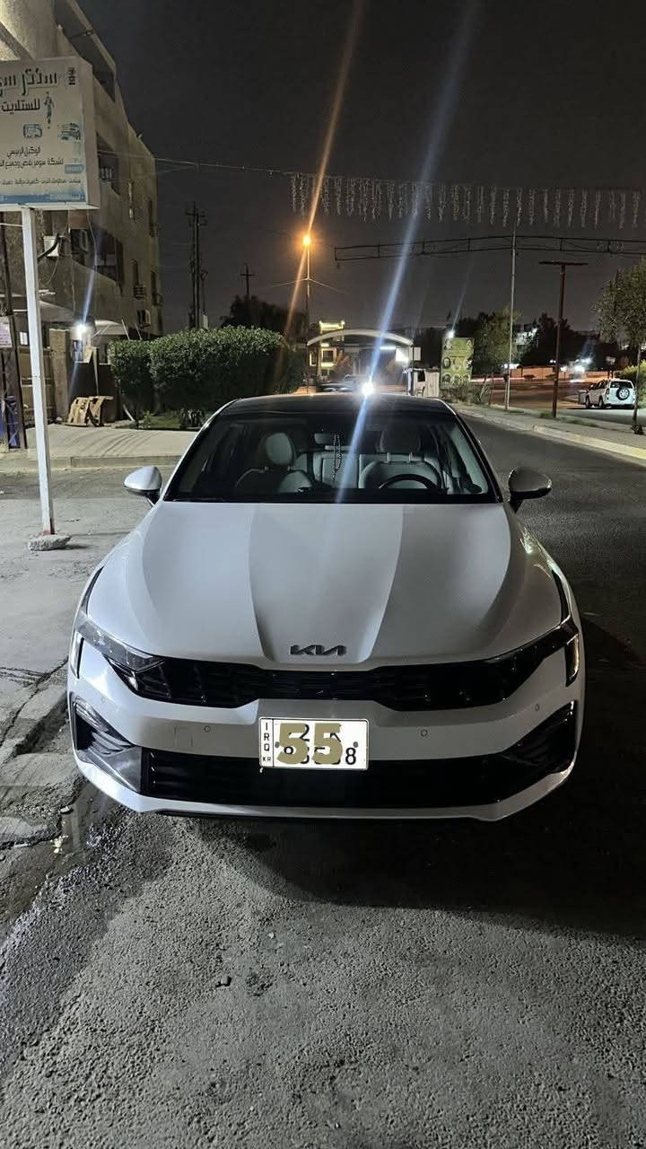 تحيه طيبه السلام عليكم
للبيع 
كي فايف 2024 خليجي 
عداد المسافه 64 الف 
.
بصمه ويل كب كشنات جلد 
تشغيل عن بعد 
بصمه ابواب 
صندوق يفتح عند الاقتراب 
اشاير بالمراي
بنوراما
كشنات كهرباء 
حساسات خلفيه امامي 
كشنات تدفئه 
شحن وايرليس 
هند بريك بصمه 
محرك 2500 
رقم اربيل شرط تحويل مباشرة 
السعر 233 ورقه وبيها مجال 
اي استفسار 
***********
مكان بغداد البياع حي جهاد 
غير متواجد عل فيس
